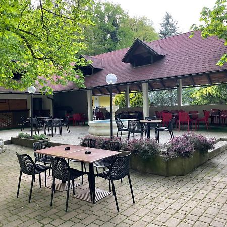 Gostisce Senica Otel Senovo Dış mekan fotoğraf