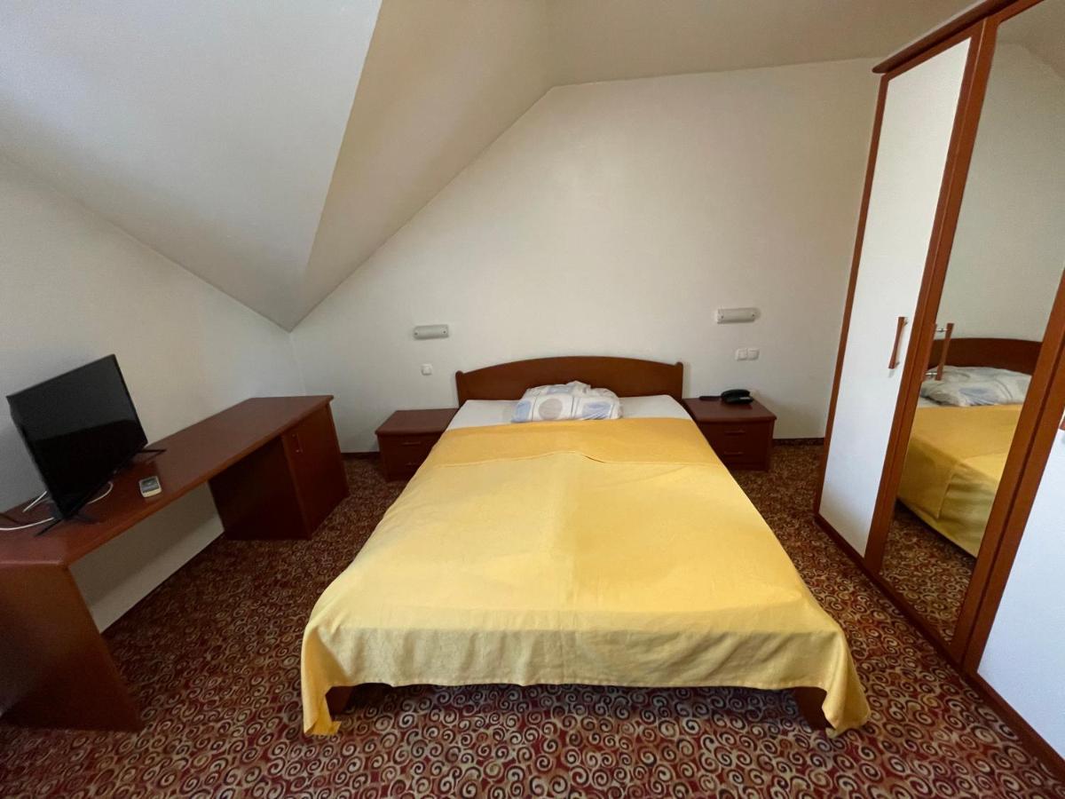 Gostisce Senica Otel Senovo Dış mekan fotoğraf