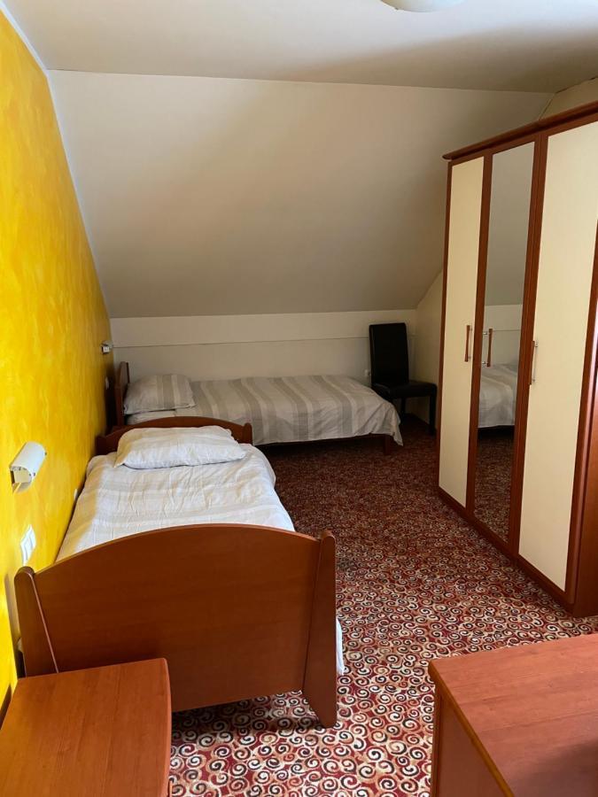 Gostisce Senica Otel Senovo Dış mekan fotoğraf