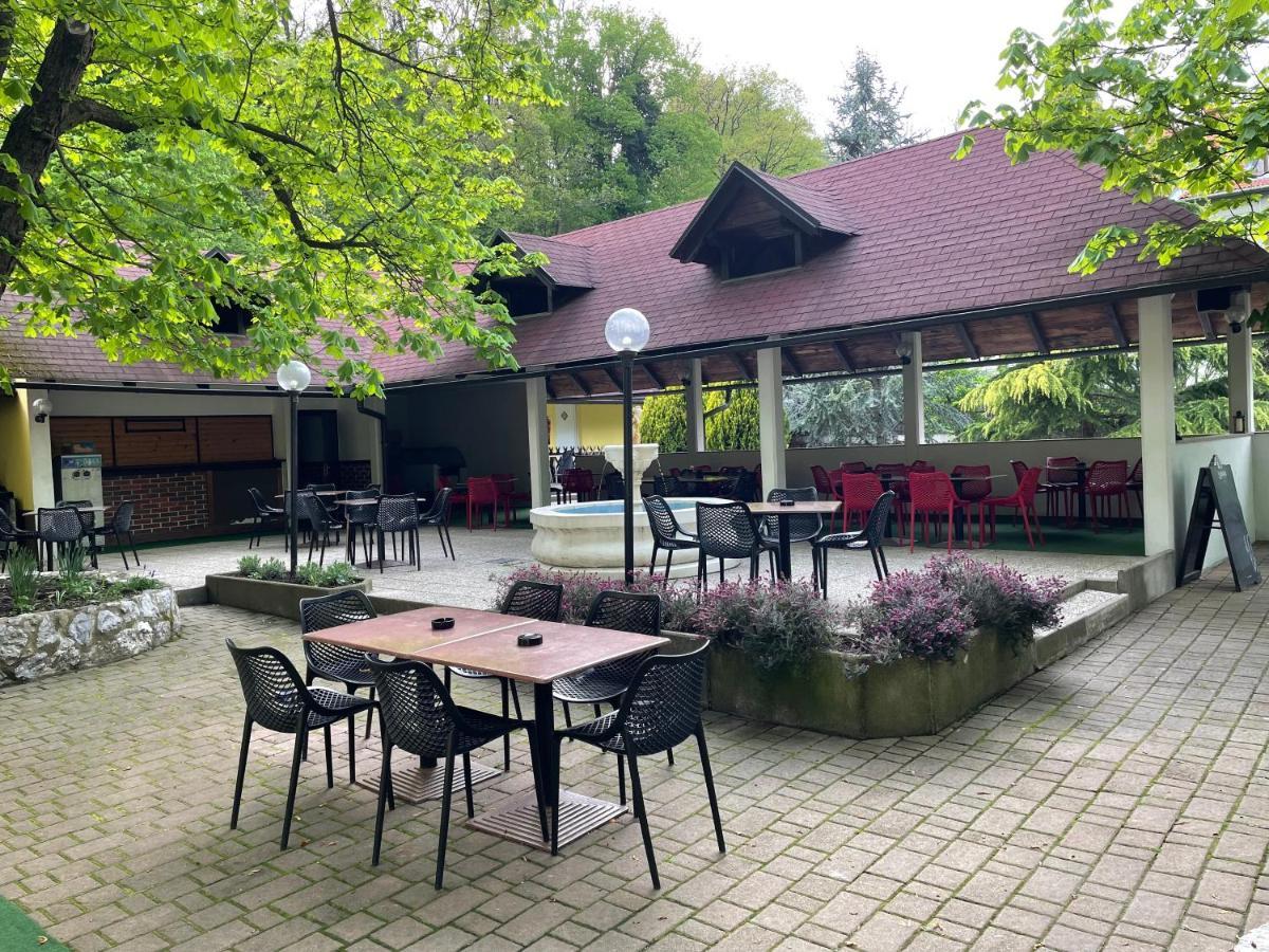 Gostisce Senica Otel Senovo Dış mekan fotoğraf
